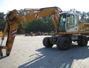 Колесный экскаватор LIEBHERR A924LIT