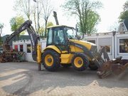 Экскаватор-погрузчик Volvo BL71.....