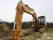 Гусеничные экскаваторы CASE модель СХ180B.