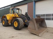 Volvo L220E- фронтальный погрузчик