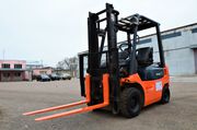 БЕНЗИНОВЫЙ ПОГРУЗЧИК БУ Toyota 7FG15 1, 5 т.